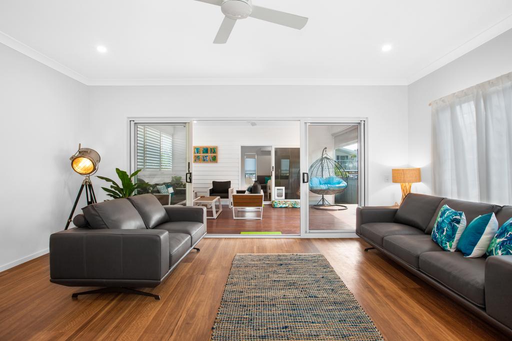 Currumbin Waters QLD Australia Accommodation