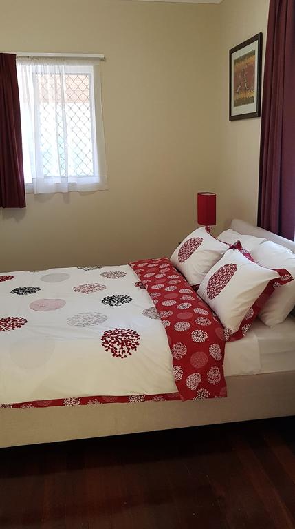 Tillbrook Cottage - Australia Accommodation 3