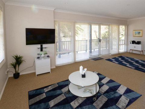 Tokelau Townhouse 1 - Australia Accommodation 3