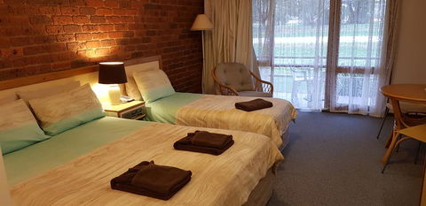 Tooleybuc Club Motor Inn - Australia Accommodation 2