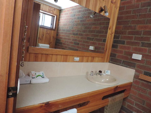 Tooleybuc Country Roads Motor Inn - Australia Accommodation 1