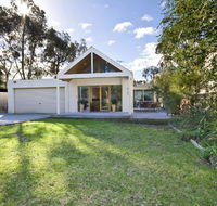 Torquay Retreats Aus - Eighteen Beach - Australia Accommodation