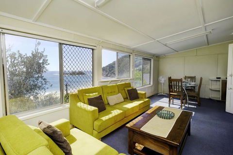 TRADEWINDS - Australia Accommodation 1