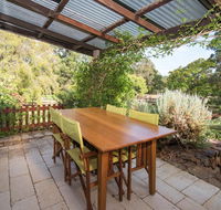Trastevere Cowaramup Farm House - Australia Accommodation
