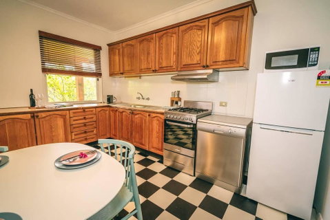 Treasure On Bagot-Free Wifi/Netflix-Close To CBD - Australia Accommodation 3