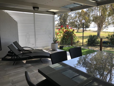 TREAT YOURSELF To Something Special! - Australia Accommodation 3