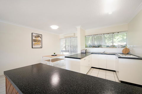 TROPICAL FAMILY ESCAPE FREE WIFI/NETFLIX - Australia Accommodation 3