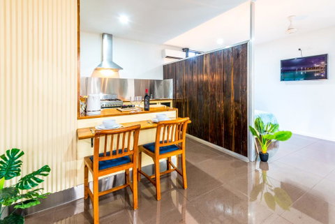 Tropic Studio, A Unique Hidden Gem! - Australia Accommodation 3