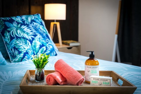 Tropic Studio, A Unique Hidden Gem! - Australia Accommodation 0