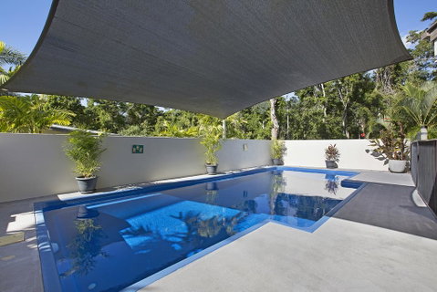Tropical Private Holiday House With Pool - Australia Accommodation 0