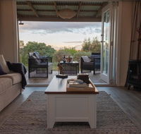 Tully Cottage BB - Australia Accommodation
