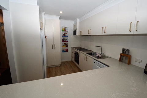 TUSCANY 10 - Australia Accommodation 3