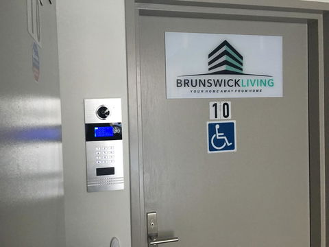 U1 Brunswick Living Brand New Apartment Close To Airport And CBD - Australia Accommodation 3