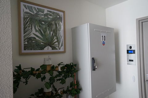 U1 Brunswick Living Brand New Apartment Close To Airport And CBD - Australia Accommodation 2