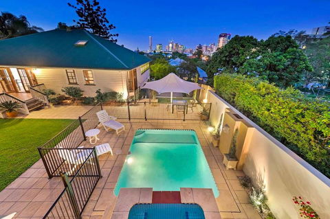 Ultimate Family Home - 3 Bedroom Lux Retreat With Private Pool, Spa And Incredible Views - Australia Accommodation 0