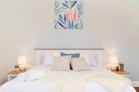 Ultimate Family Home - 3 Bedroom Lux Retreat With Private Pool, Spa And Incredible Views - Australia Accommodation 1
