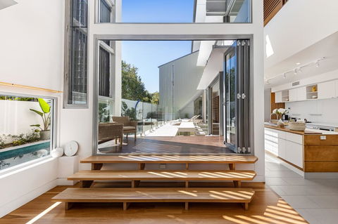 Ultimate Light And Space, Noosa Heads - Australia Accommodation 2