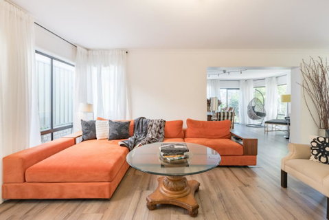 ULTRA SPACIOUS STYLISH HOME IN PRESTONS - SYDNEY - Australia Accommodation 0