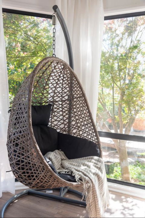 ULTRA SPACIOUS STYLISH HOME IN PRESTONS - SYDNEY - Australia Accommodation 3