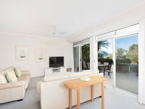 Unit 1 Albacore 12-14 Ondine Close Nelson Bay New South Wales 2315 - Australia Accommodation 0