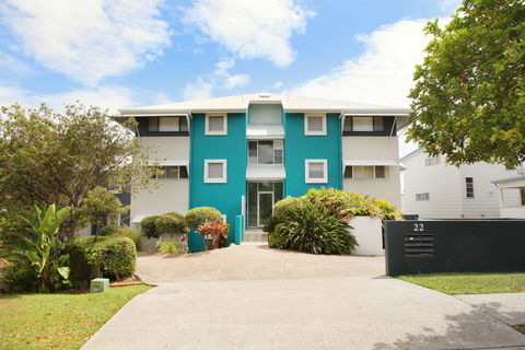 Unit 1 On The Park, Frank Street Coolum Beach: WIFI, 400 Bond, LINEN INCLUDED - Australia Accommodation 0