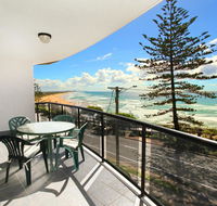 Unit 5 Phoenix Apartments 1736 David Low Way Coolum Beach LINEN INCLUDED 500 Bond - Australia Accommodation