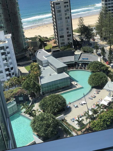 Upmarket Resort At Beach Surfers Paradise URGC - Australia Accommodation 0