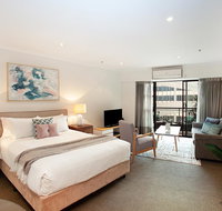 Urban Rest - York St SB