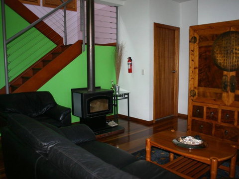 Vainui - Australia Accommodation 2
