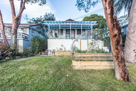 Vibrant Oversized Studio In Leafy Balgowlah - Australia Accommodation 1