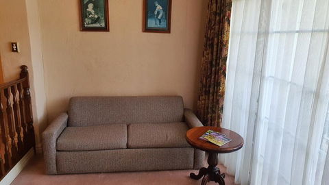 Victoria House Motor Inn - Australia Accommodation 2