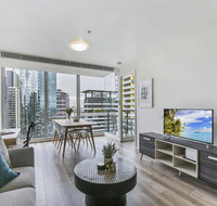 Views and hotel-style extras in a great location - Australia Accommodation