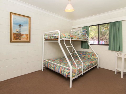 Villa Manyana 16 - Australia Accommodation 2