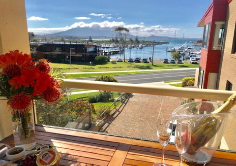 Vista Marina Penthouse #6 - Australia Accommodation 0