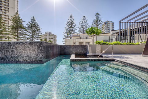 Vue Broadbeach - Australia Accommodation 2