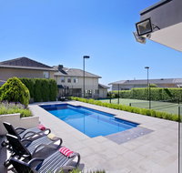 Vue de la Mer Luxury Family Retreat with tennis court pool spa water views - Australia Accommodation