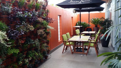 Warners Bay Hotel - Australia Accommodation 1