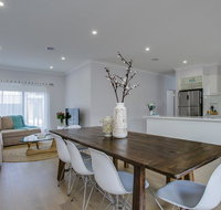 Water Edge Sensation - Australia Accommodation