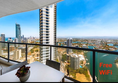 Water Views In The Sky - Australia Accommodation 0
