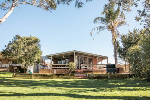 Water's Edge Bundalong - Australia Accommodation 1