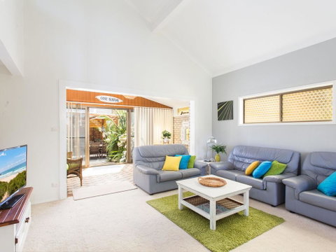 Waterfront At Point Road - Australia Accommodation 2