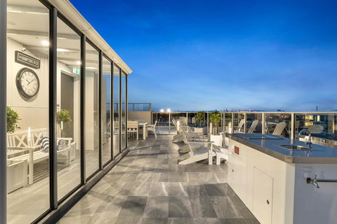 The Hamptons Apartments - Port Melbourne - Australia Accommodation 18