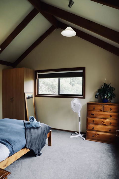 Red Ceder Cottage - Great Ocean Road - Port Campbell - Australia Accommodation 4