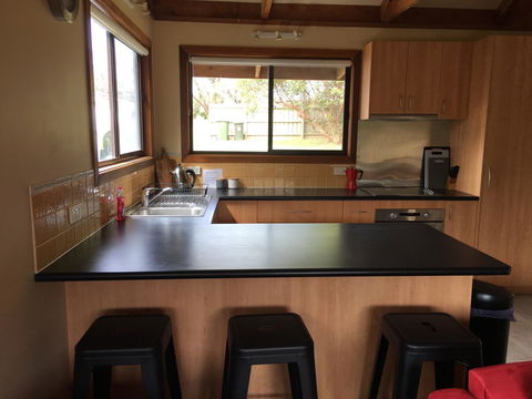 Red Ceder Cottage - Great Ocean Road - Port Campbell - Australia Accommodation 13