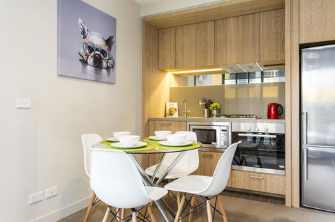 Complete Host 50 Claremont St Apartments - Australia Accommodation 14
