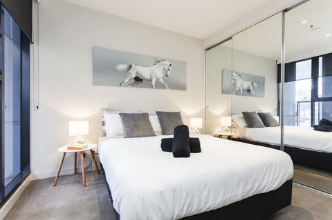 Complete Host 50 Claremont St Apartments - Australia Accommodation 1
