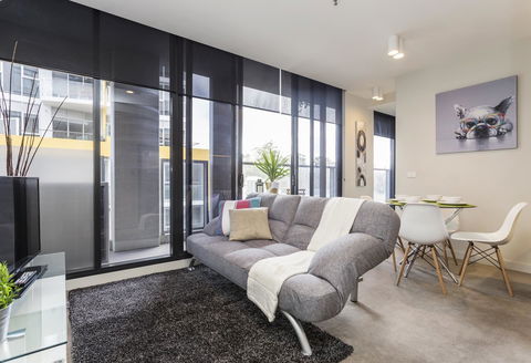 Complete Host 50 Claremont St Apartments - Australia Accommodation 11