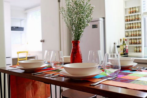 Colour Pop Fitzroy - 3 Bedroom Pet Friendly - Australia Accommodation 23