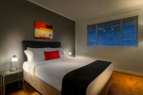 Crest On Barkly Serviced Apartments - Australia Accommodation 9