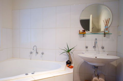 Healesville Apartments - Australia Accommodation 4